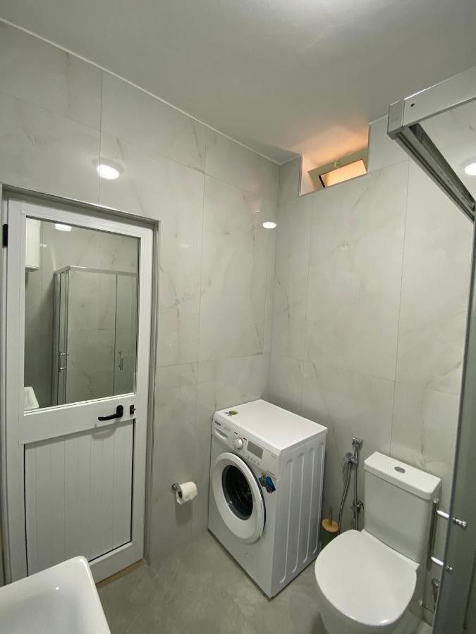 Bellavista Qerret Apartment 1 Golem  Exterior photo