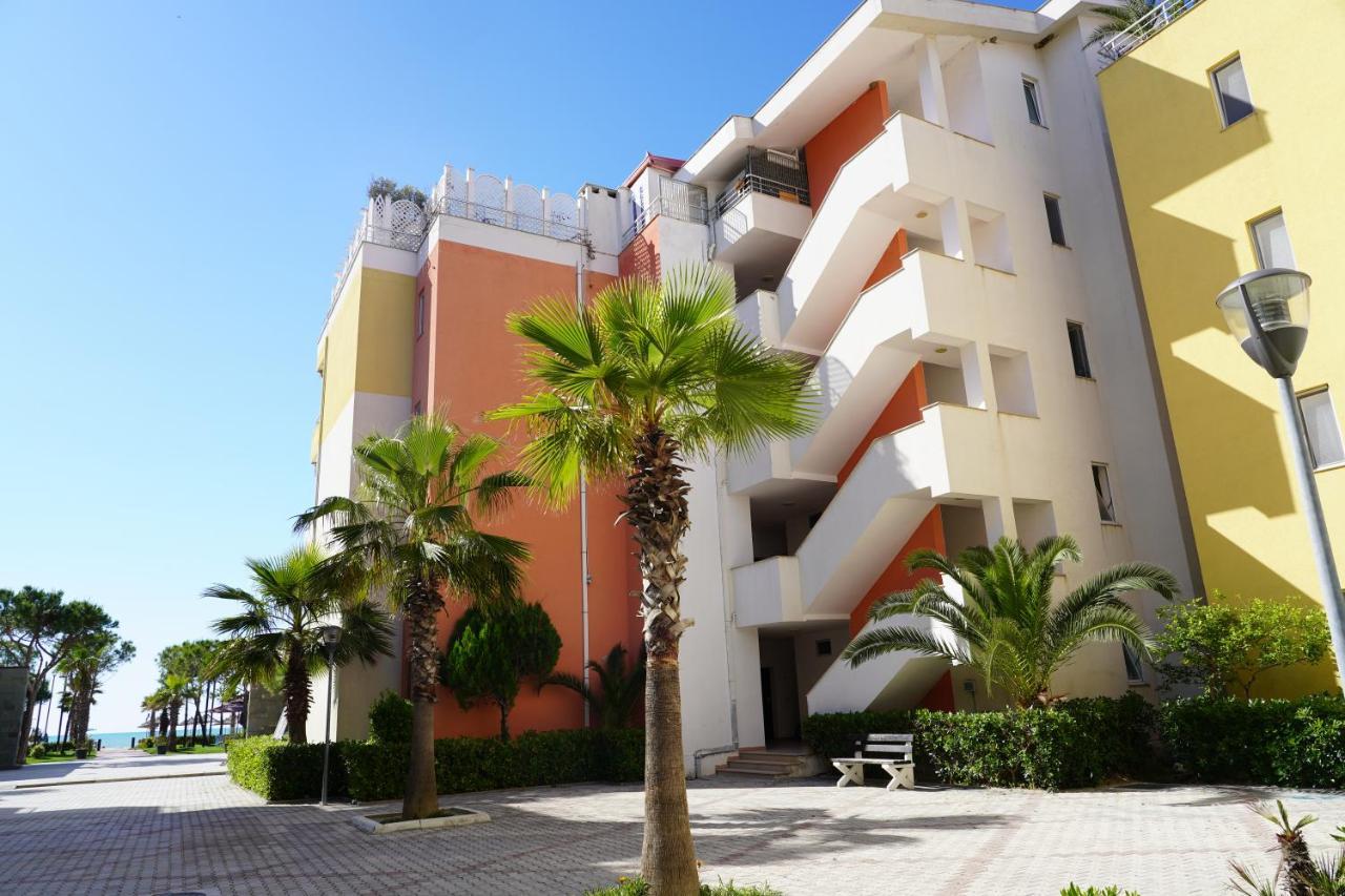 Bellavista Qerret Apartment 1 Golem  Exterior photo